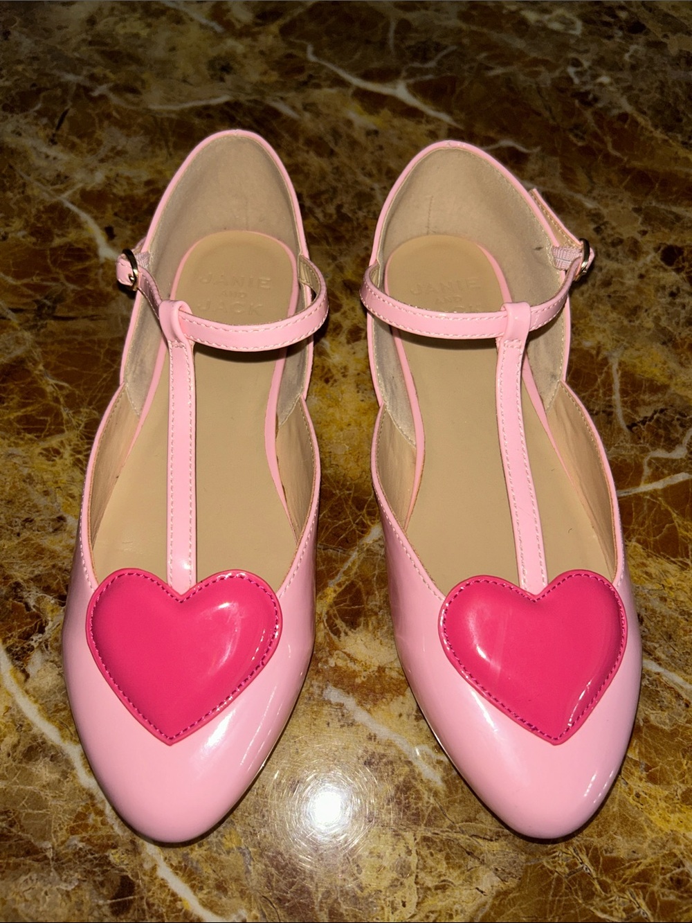 Tory Burch Girls Pink T-Strap Sandals with Hot Pink Heart Appliques, size 4y